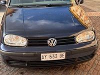 Usata VW Golf Cabriolet Trendline 101 CV (74 kW) 1998 Blu/azzurro Cabrio