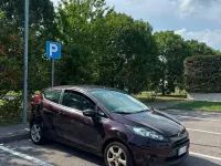 Usata Ford Fiesta Titanium 82 CV (60 kW) 2010 Viola Berlina