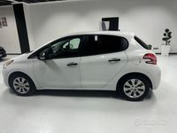Usata Peugeot 208 Access 68 CV (50 kW) 2014 Bianco Utilitaria