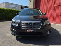 Usata Subaru Outback 175 CV (128 kW) 2015 Grigio Station wagon