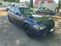 Usata BMW 330 Sport Line 258 CV (189 kW) 2017 Blu/azzurro Station wagon