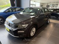 Usata VW T-Roc Business 110 CV (80 kW) 2020 Grigio SUV