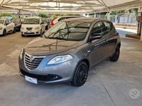 Usata Lancia Ypsilon 69 CV (50 kW) 2013 Grigio Utilitaria