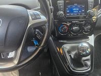 Usata Lancia Ypsilon 85 CV (62 kW) 2016 Bianco Utilitaria