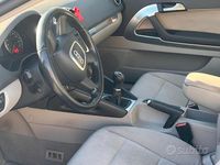 Usata Audi A3 Ambiente 140 CV (102 kW) 2007 Blu Utilitaria