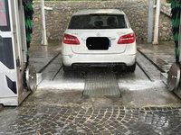 Usata Mercedes B180 109 CV (80 kW) 2012 Bianco Monovolume