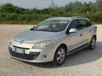 Usata Renault Mégane GrandTour Luxe 110 CV (80 kW) 2010 Grigio Station wagon