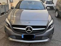 Usata Mercedes A180 109 CV (80 kW) 2018 Grigio Berlina