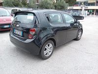 Usata Chevrolet Aveo 86 CV (63 kW) 2014 Nero Berlina