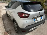 Usata Renault Captur 90 CV (66 kW) 2019 Argento SUV