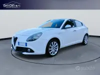 Usata Alfa Romeo Giulietta Super 120 CV (88 kW) 2017 Bianco Utilitaria