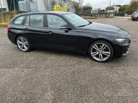 usata BMW 320 320 d Touring Luxury