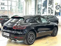 Usata Porsche Macan 252 CV (185 kW) 2018 Deep black SUV