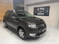 Usata Dacia Sandero Stepway 90 CV (66 kW) 2013 Nero Berlina