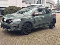 Usata Dacia Sandero Extreme 101 CV (74 kW) 2025 Verde Berlina