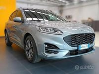 Usata Ford Kuga ST-Line 190 CV (139 kW) 2022 Grigio SUV