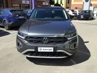 Usata VW T-Roc Life 150 CV (110 kW) 2023 Grigio SUV