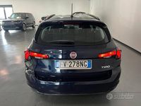 Usata Fiat Tipo Easy 120 CV (88 kW) 2019 Blu Station wagon