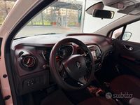 Usata Renault Captur 95 CV (69 kW) 2015 Marrone SUV