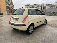 Usata Lancia Ypsilon 60 CV (44 kW) 2004 Beige Utilitaria