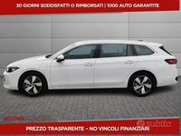 Nuova VW Passat Business 150 CV (110 kW) 2025 Bianco Station wagon