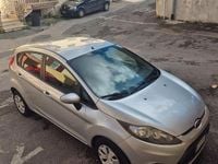 Usata Ford Fiesta 70 CV (51 kW) 2011 Grigio Berlina