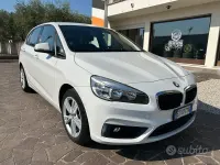Usata BMW 218 Active Tourer Sport Line 150 CV (110 kW) 2015 Bianco Monovolume