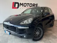 Usata Porsche Cayenne 250 CV (183 kW) 2015 Blu SUV