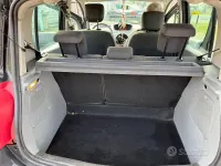 Usata Renault Modus 75 CV (55 kW) 2008 Nero Monovolume