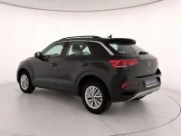 Usata VW T-Roc Life 116 CV (85 kW) 2025 Deep black perlato SUV