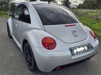Usata VW Beetle 90 CV (66 kW) 2000 Nero Utilitaria