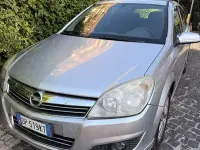 Usata Opel Astra Enjoy 125 CV (91 kW) 2008 Argento Berlina