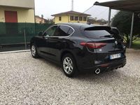 Usata Alfa Romeo Stelvio Executive 209 CV (153 kW) 2017 Nero SUV