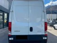 Usata Iveco Daily 136 CV (100 kW) 2023 Bianco Furgone