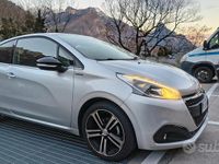 Usata Peugeot 208 GT-line 82 CV (60 kW) 2017 Grigio Utilitaria