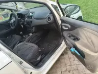 Usata Fiat Punto 75 CV (55 kW) 2014 Bianco Utilitaria