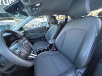 Nuova Hyundai Kona 92 CV (67 kW) 2025 Atlas white SUV