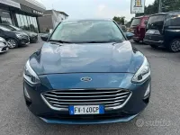 Usata Ford Focus Titanium 120 CV (88 kW) 2019 Blu Berlina