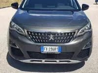 Usata Peugeot 3008 Allure 131 CV (96 kW) 2019 Verde SUV