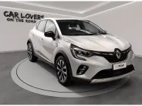Usata Renault Captur Techno 140 CV (102 kW) 2023 Grigio chiaro SUV