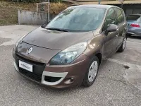 Usata Renault Scenic E-Tech Dynamique 131 CV (96 kW) 2011 Marrone Monovolume
