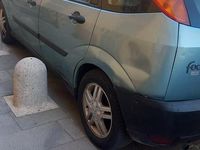 Usata Ford Focus 100 CV (73 kW) 2000 Verde Berlina