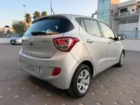 Usata Hyundai i10 Style 67 CV (49 kW) 2014 Argento Utilitaria