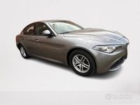 Occasion Alfa Romeo Giulia Business 160 ch (117 kW) 2019 Gris Berline