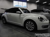 Usata VW Beetle Cabriolet Design 105 CV (77 kW) 2016 Bianco(met.) Cabrio