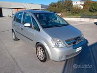 Usata Opel Meriva Cosmo 75 CV (55 kW) 2004 Grigio Monovolume