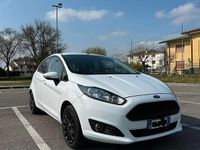 Usata Ford Fiesta 60 CV (44 kW) 2016 Bianco Utilitaria