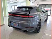 Nuova Porsche Cayenne 470 CV (345 kW) 2026 Grigio SUV