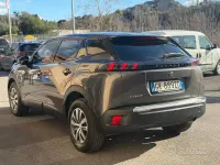 Usata Peugeot 2008 Active 101 CV (74 kW) 2022 Grigio SUV