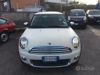 Usata Mini ONE 75 CV (55 kW) 2011 Bianco Utilitaria